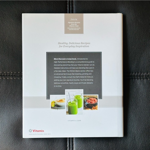 Vitamix Introduction to High-Performance Blending Culinary Techniques Book - Picture 4 of 6